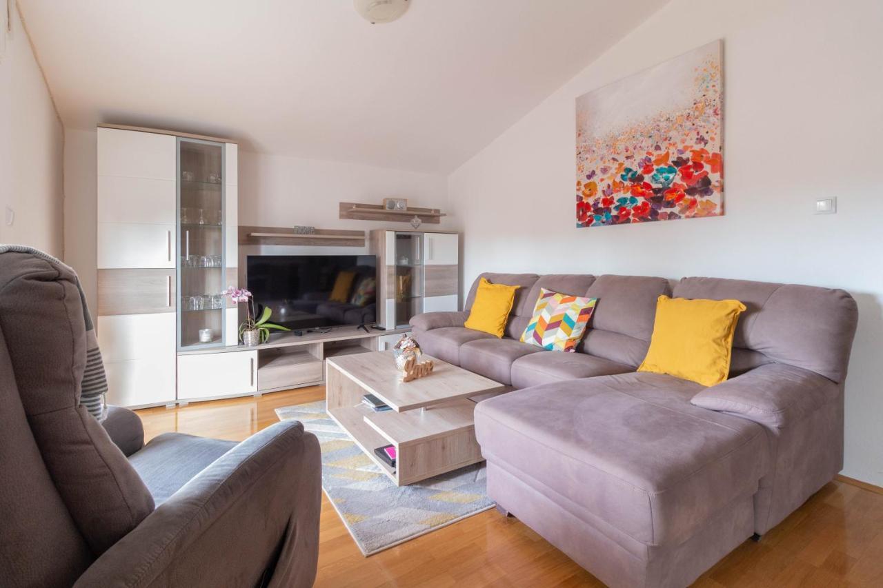Modern Apartment Sara-Near The Beach Privlaka  Eksteriør billede